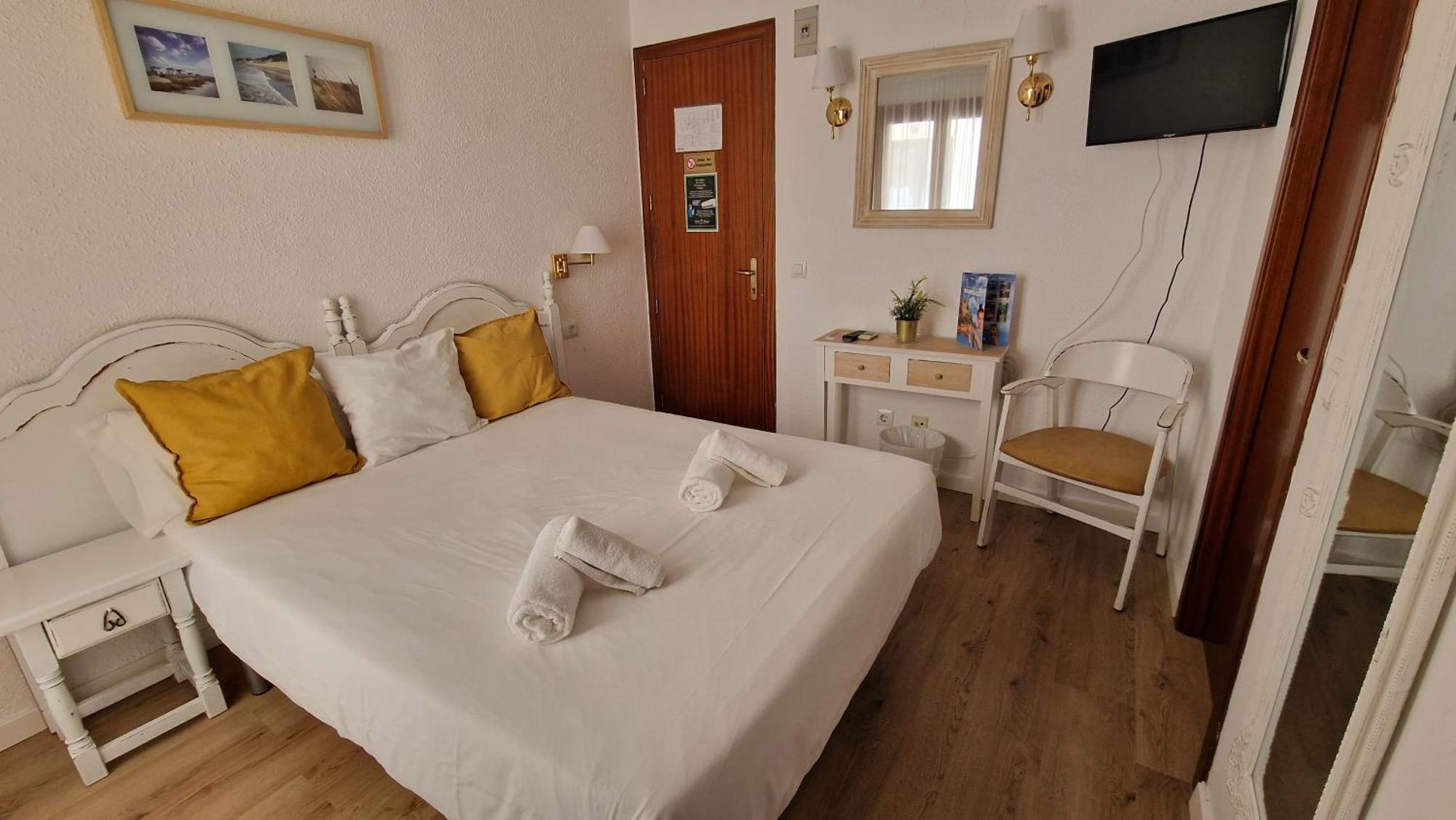 Hotel Mireia Lloret de Mar Pokoj fotografie